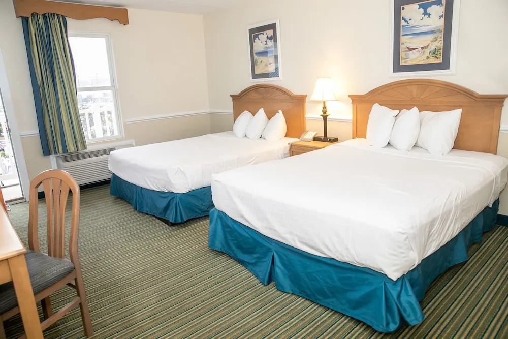 Standard Quadruple room with balcony