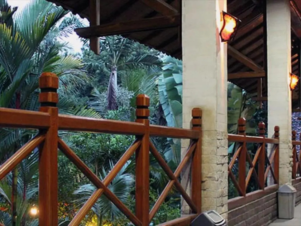 Balcony & Terrace