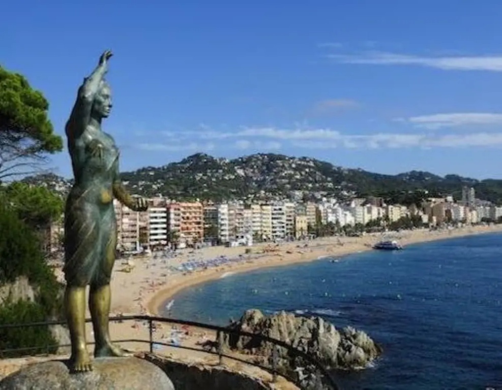 104658 - Villa in Lloret de Mar