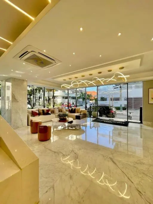 Luxury Apartment at Piantini Urbano Res. floor 12