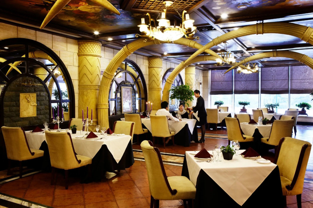 Food & Beverage