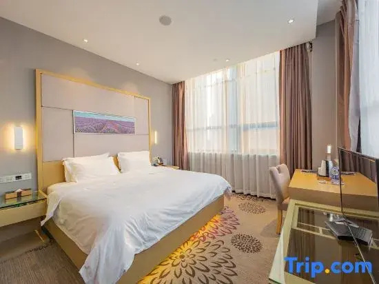 Deluxe Double room (full double bed)