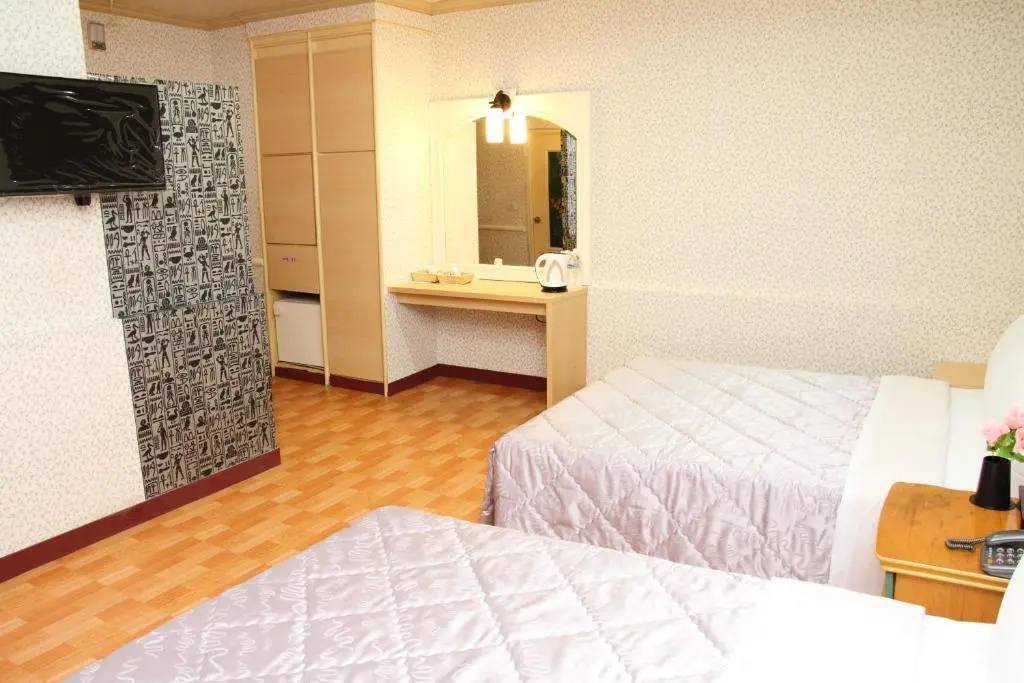 Yadu Hotel - Chambres