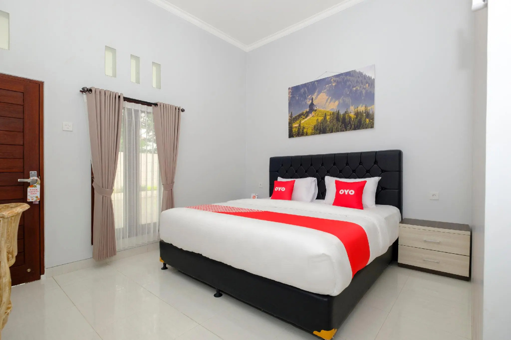 Standard Double room (full double bed)