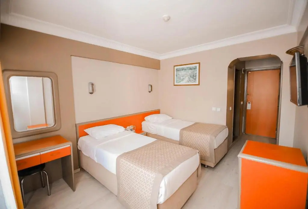 Economy Double room (twin beds)