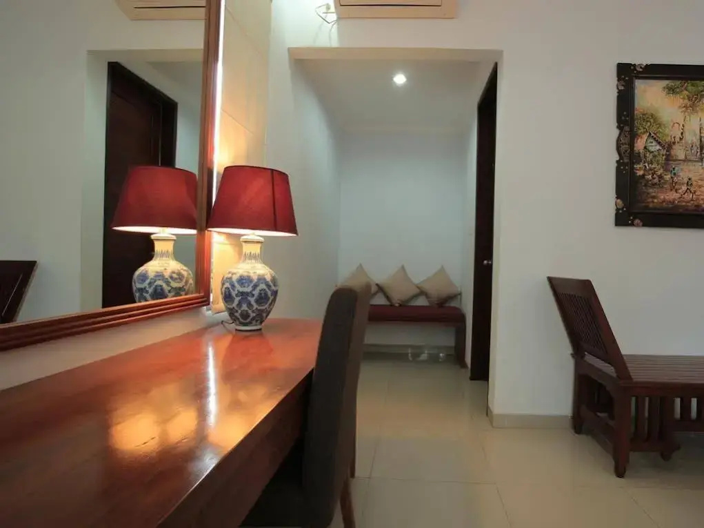 RedDoorz Plus @ Raya Batu Bolong - Général