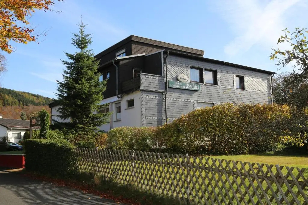 Bechtel Burbach - Chambres