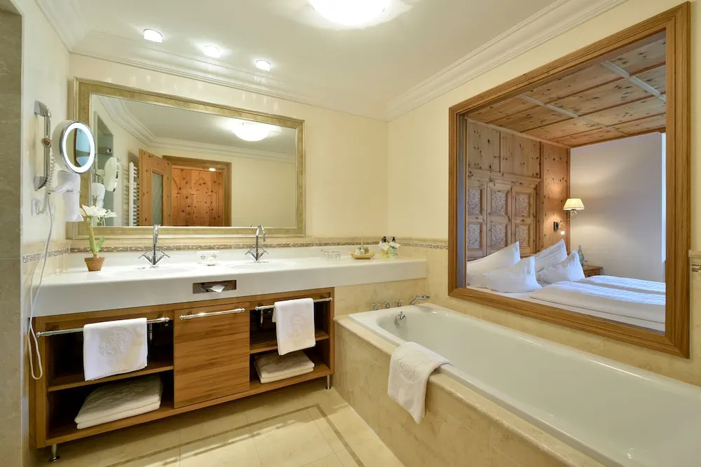 Hotel Post Lermoos - Chambres