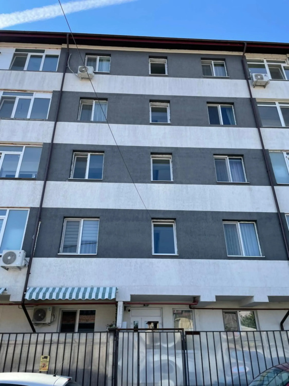 Rena Apartment