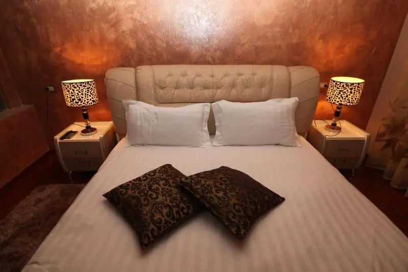 Standard Double room (full double bed)