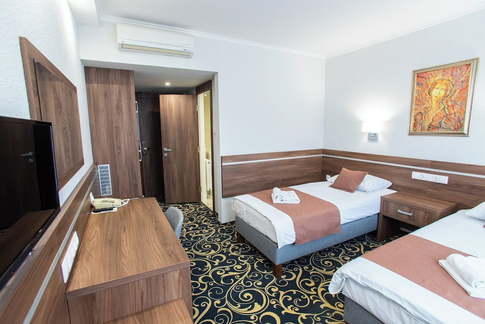 Hotel Árpád - Chambres