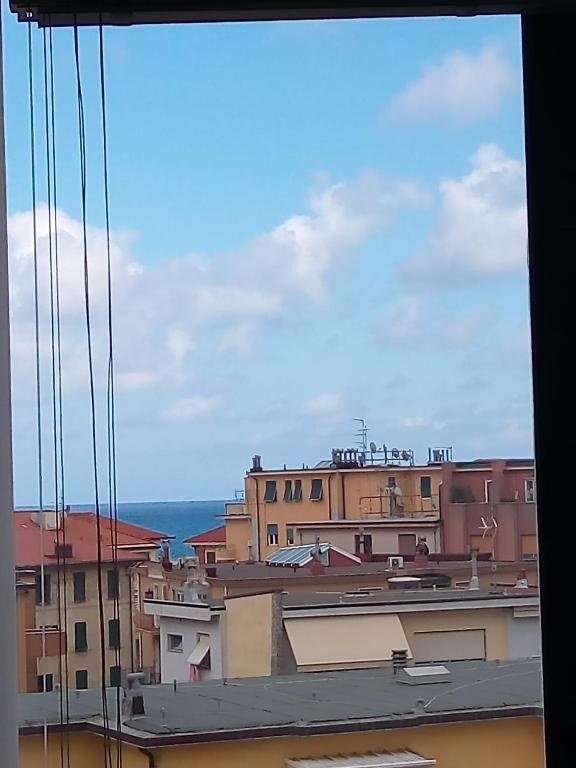 The House of Glass (La Casa di Vetro)