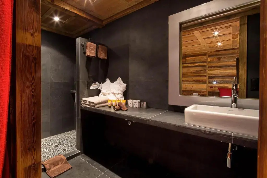 Hostellerie du Pas de L'Ours Relais et Chateaux - Chambres