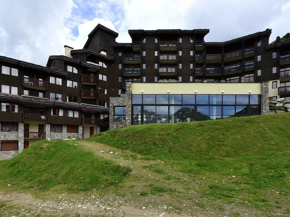 Stylish Apartment Directly on the Slopes in the Belle Plagne