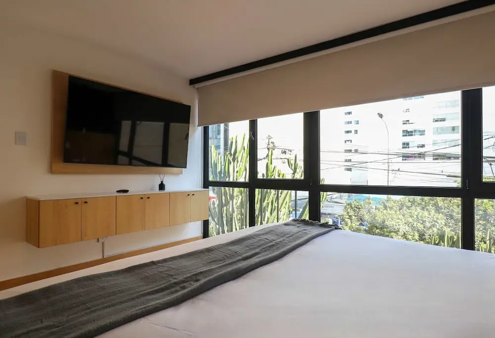 w Deluxe 1BR w AC in the Heart of Miraflores