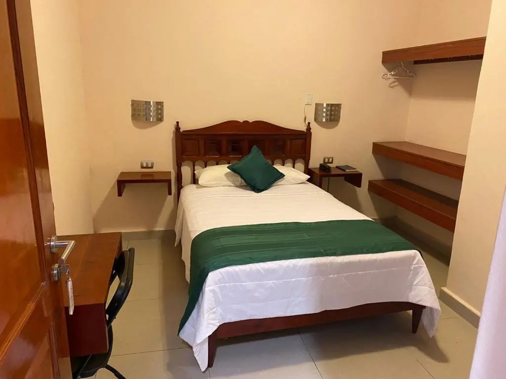 Economy room