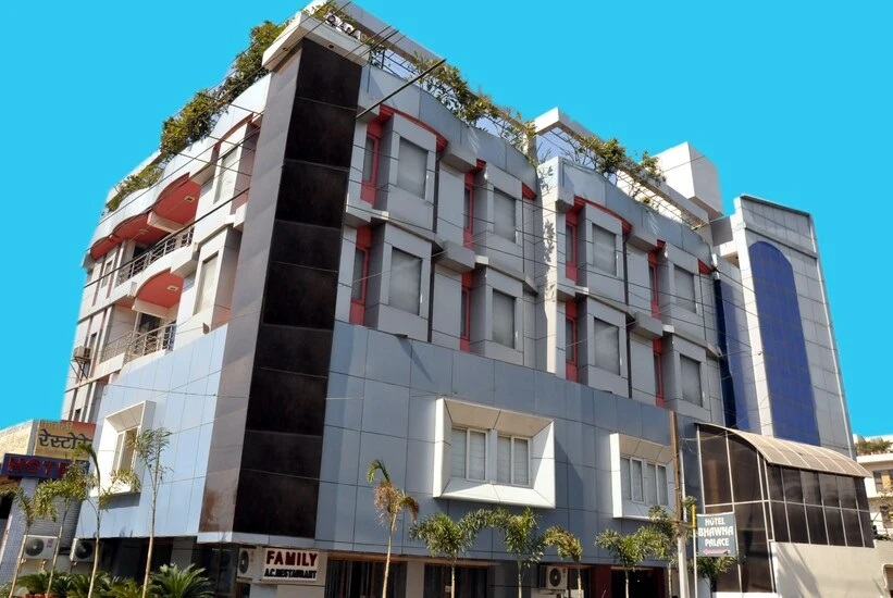 Hotel Bhawna Palace