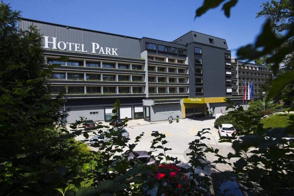 Hotel Park by null