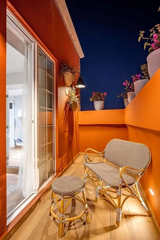 Balcony & Terrace