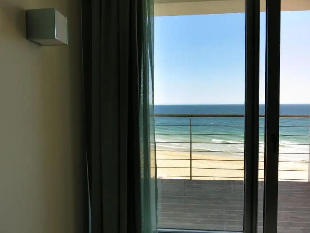 Superior room with balcony and beachfront