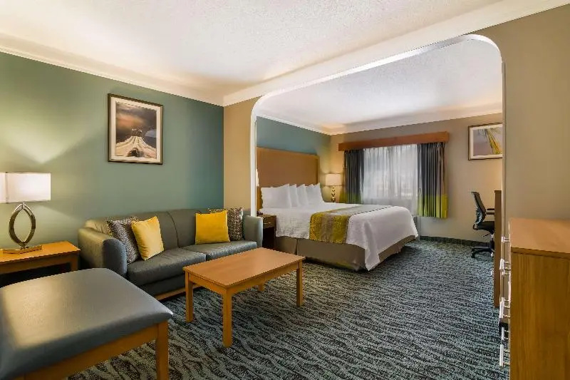 Best Western Plus Executive Court Inn & Conference Center - Chambres