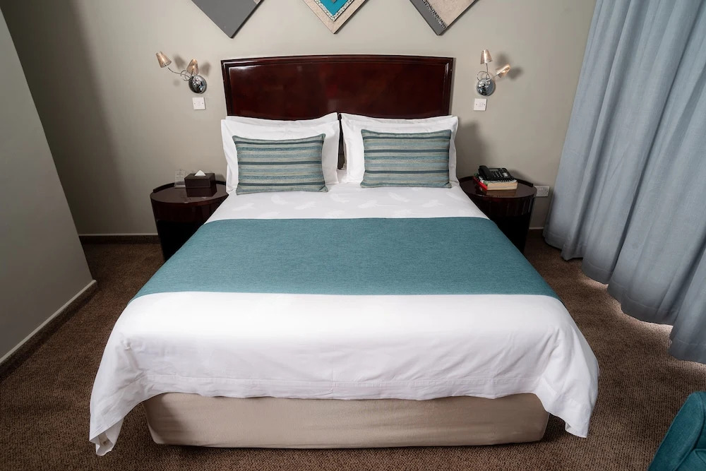 Tlotlo Hotel and Conference Center — фото 4