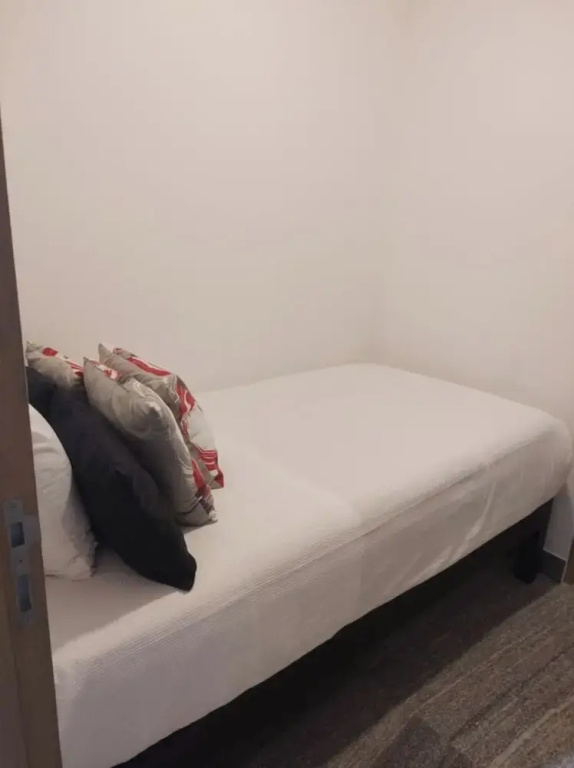 3 Bedrooms Apartment with balcony