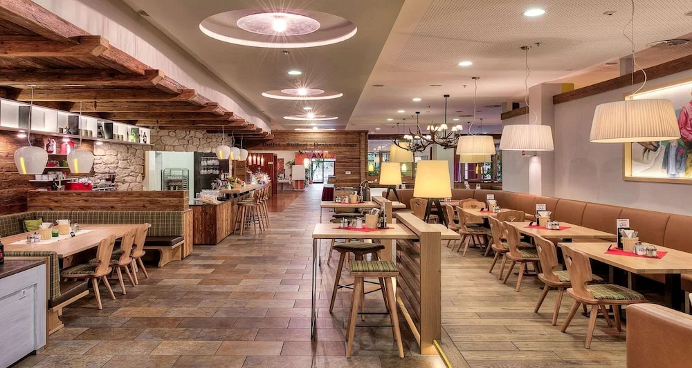 Food & Beverage