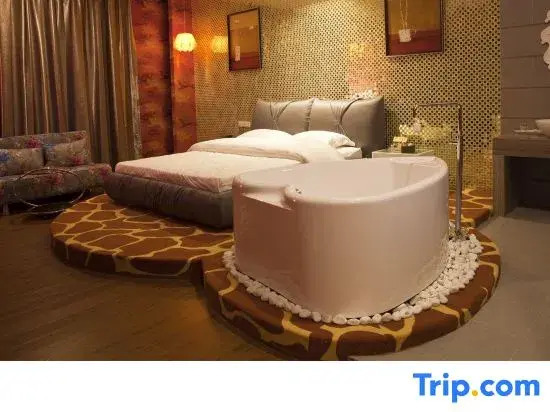 Номер Deluxe в Yiyue Express Hotel
