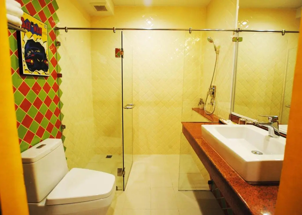 Deluxe Double room (full double bed)