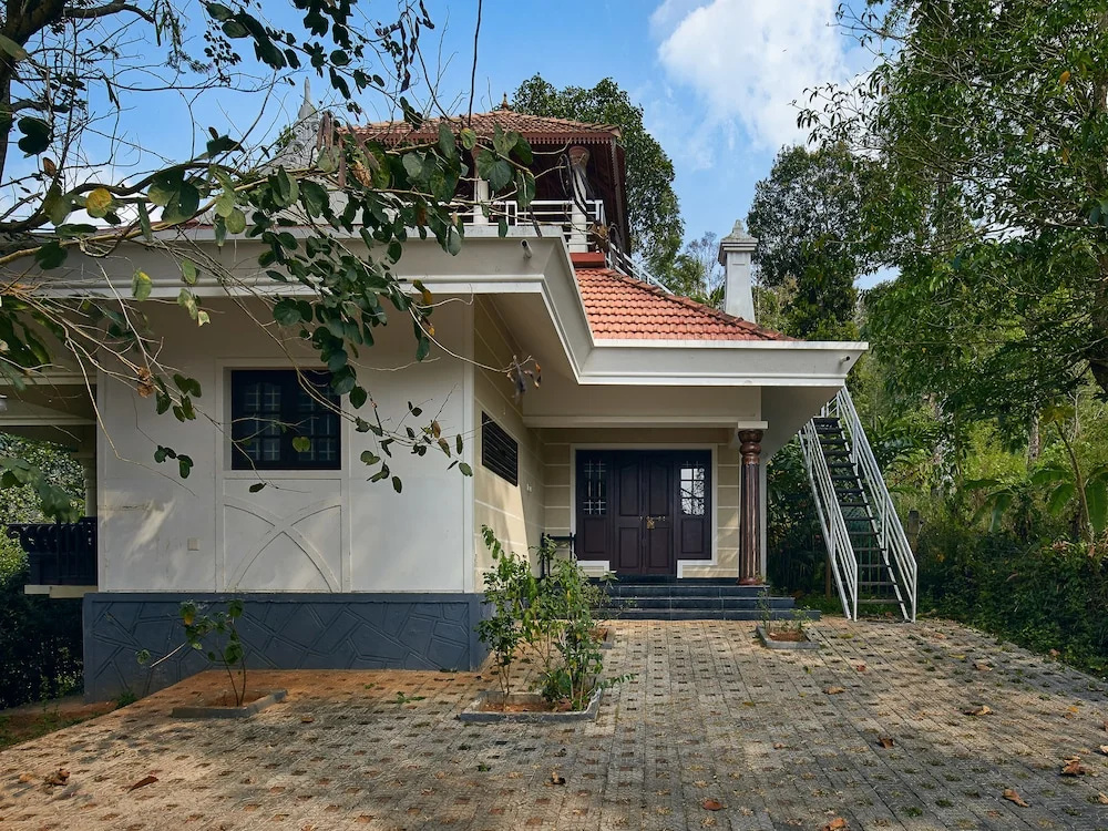 Summit Bird's Valley Resort & Spa in Munnar