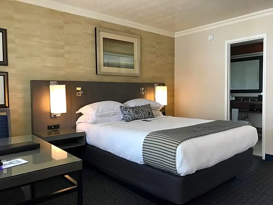 West Beach Inn, a Coast Hotel - Chambres