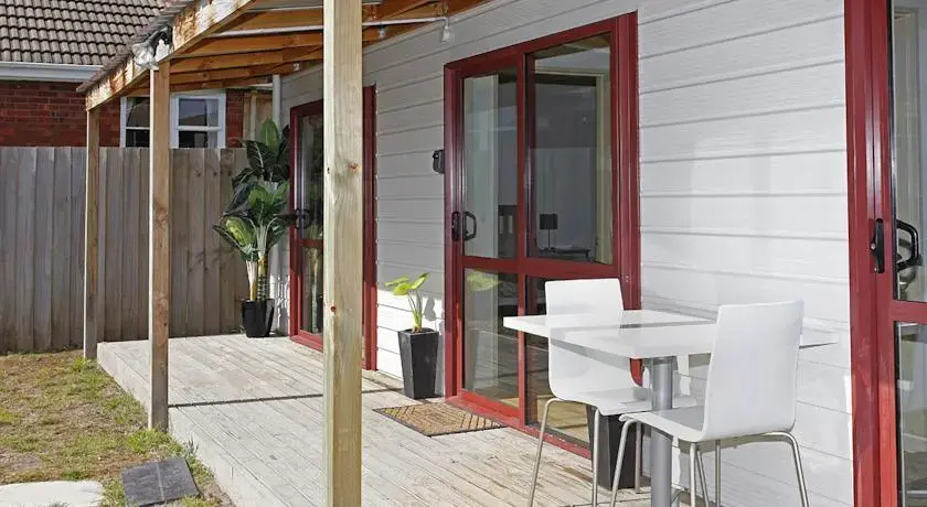 Hollyford Cottage