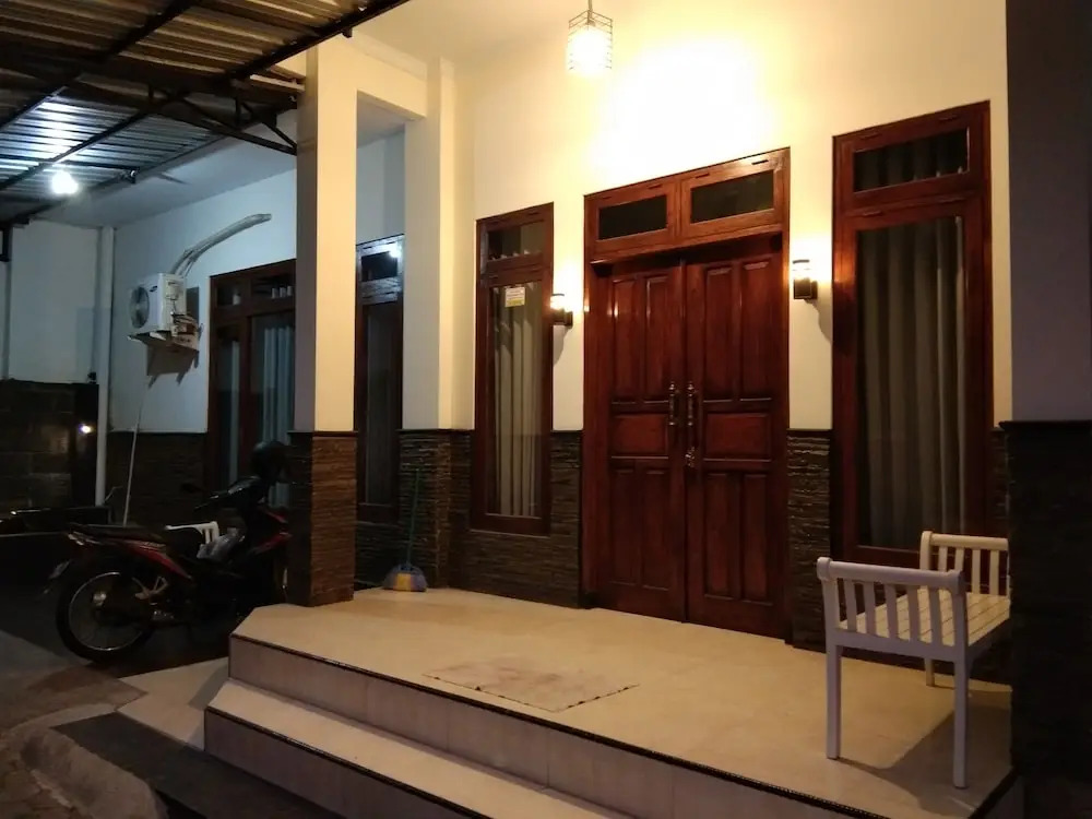Sayana Homestay