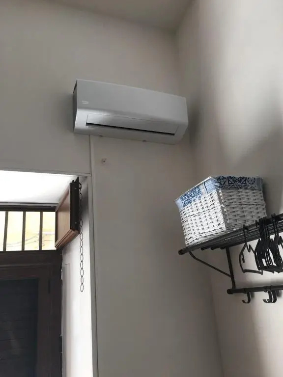 Alice's Apartment