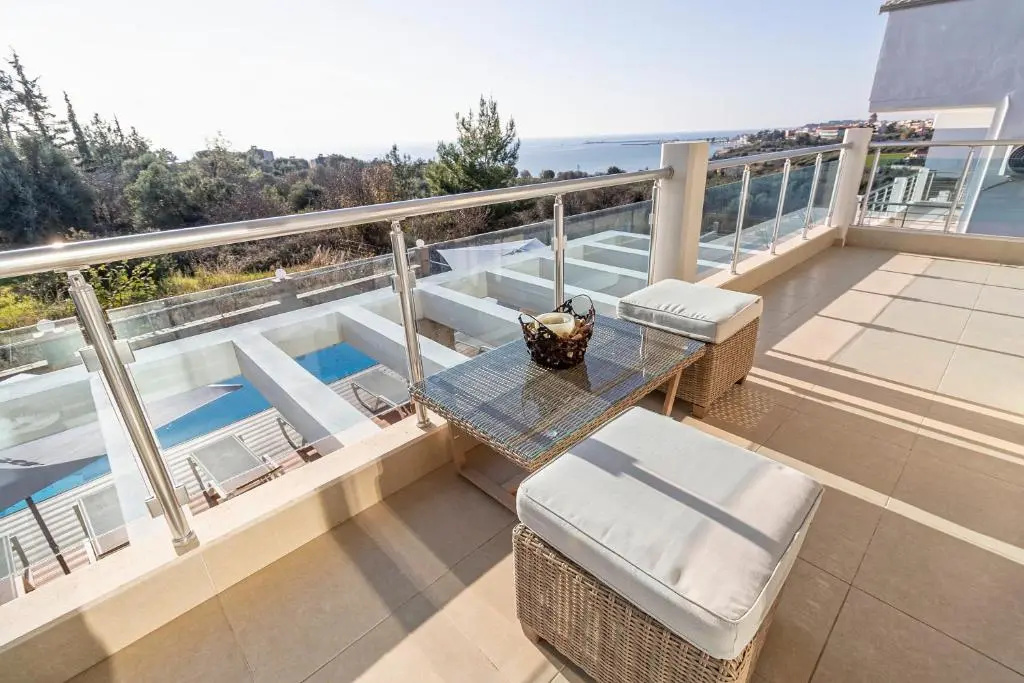 Nefeli & Dina Villas by Diomedes Group