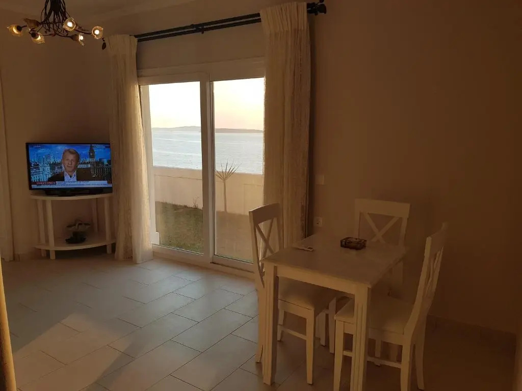 Paralia Luxury Suites - Chambres