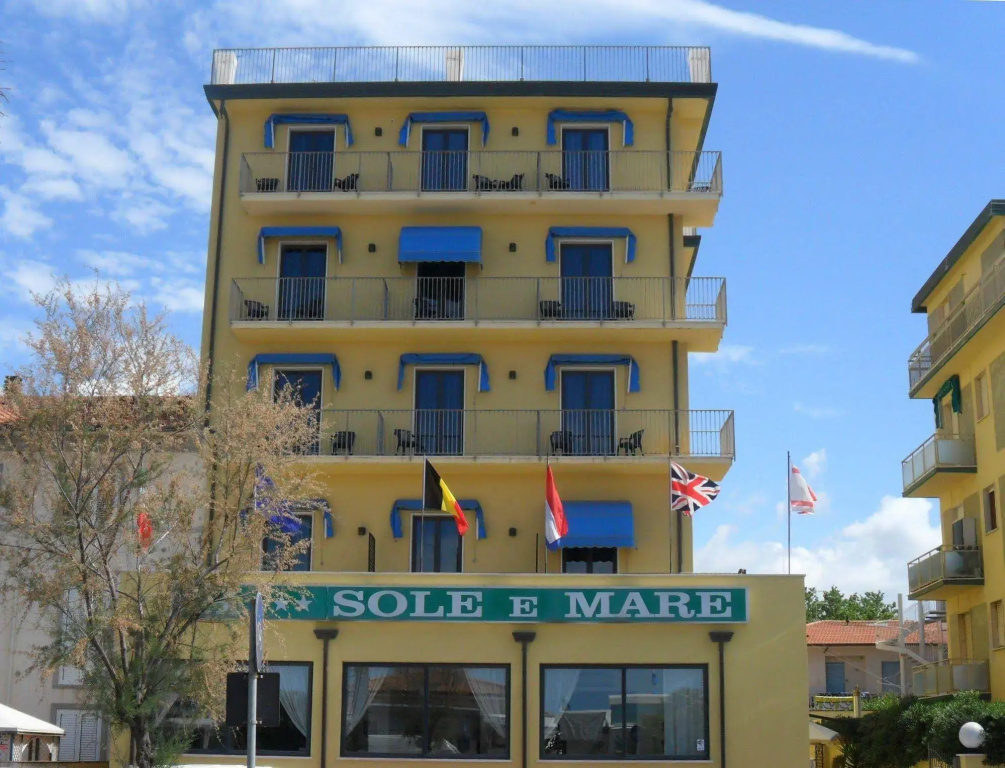 Sole e mare