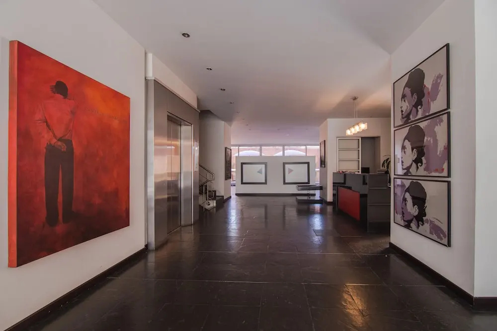 Hotel photo 12