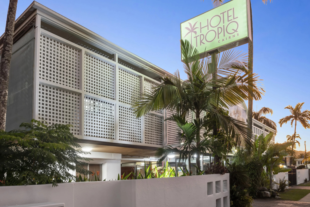 Hotel Tropiq