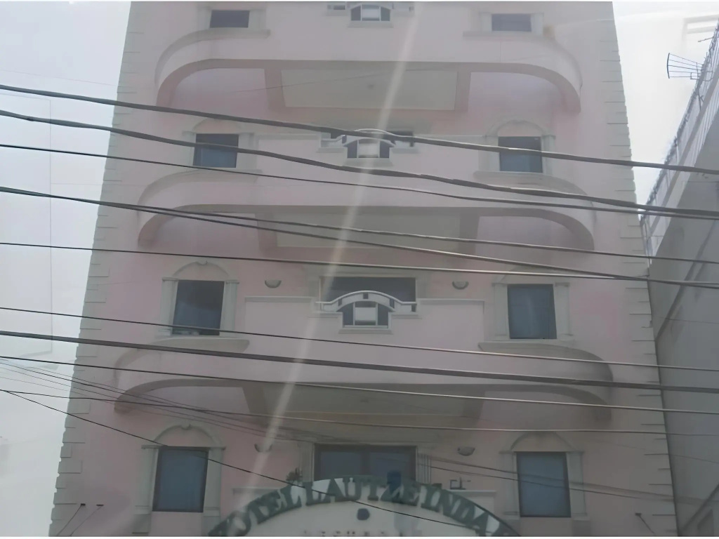 Hotel Lautze Indah