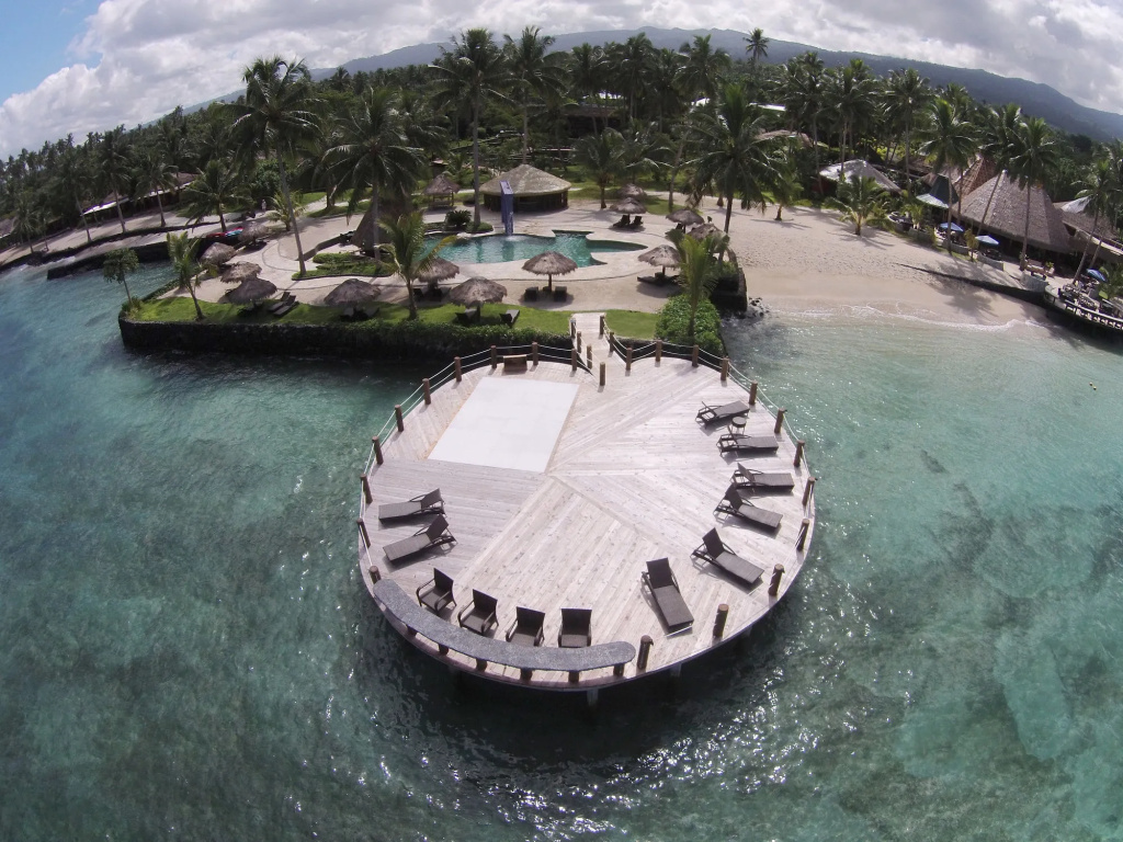 Beach & Waterfront