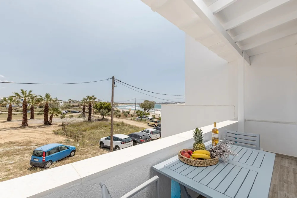2 Bedrooms Family Apartment beachfront