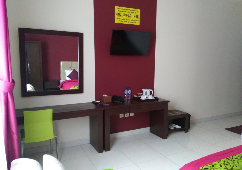 Image 4