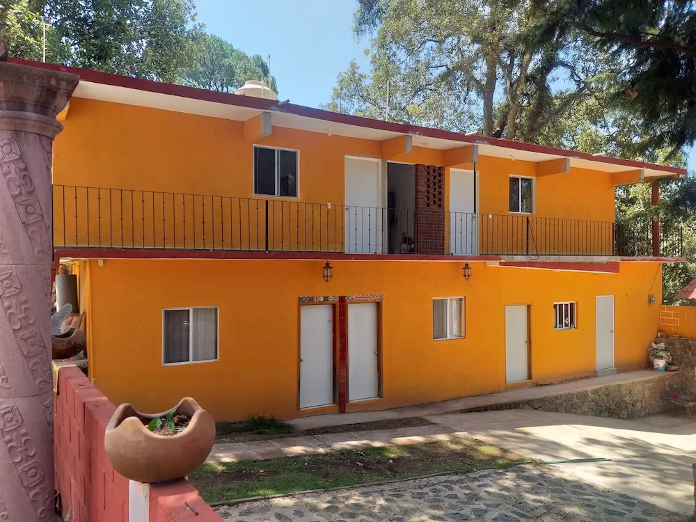 Villa Monteli Suites