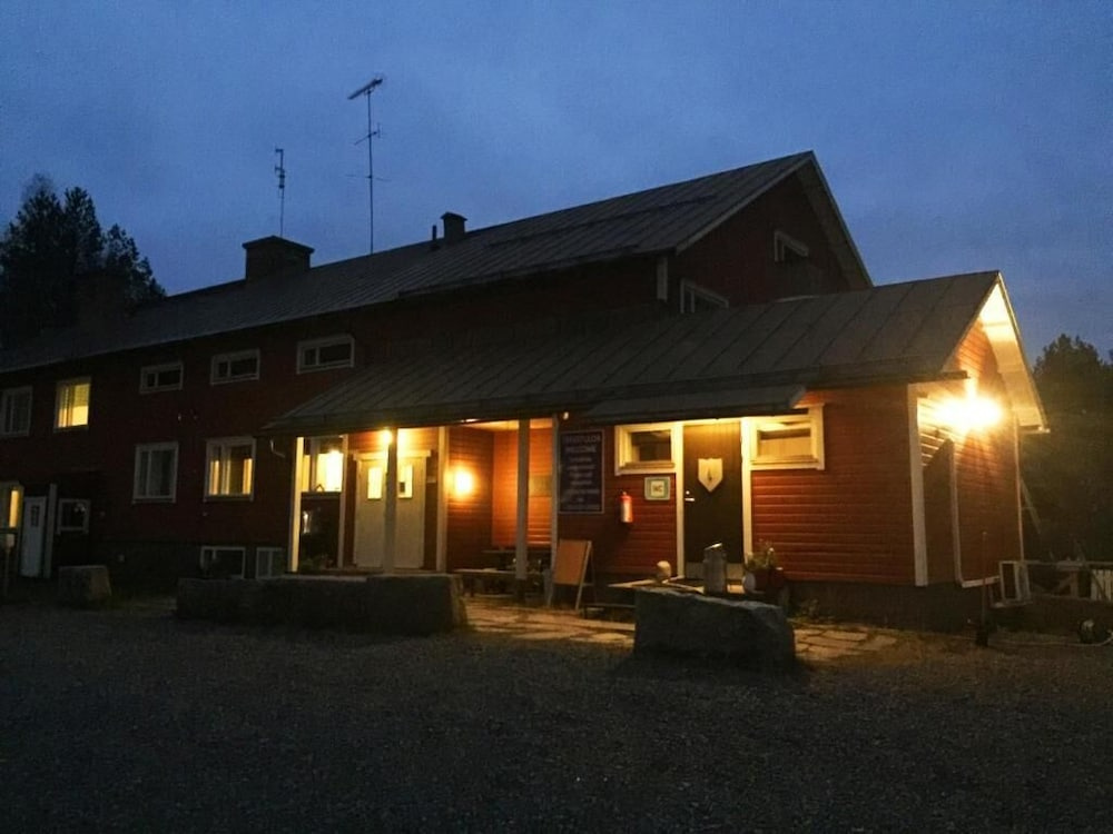 Old School Lodge Tahko Small Room