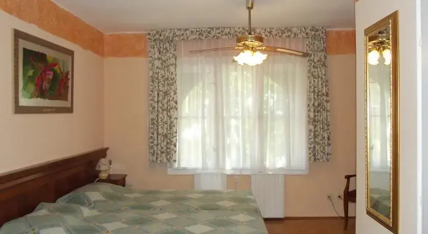 Sir David Balaton Castle - фото 8