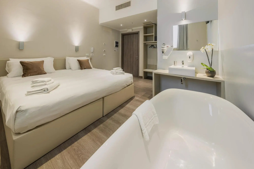 Hotel photo 13
