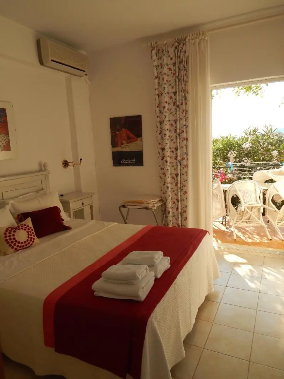 1 Bedroom Quadruple Apartment