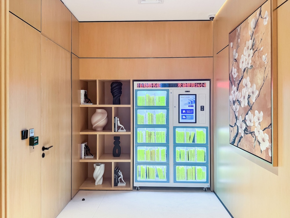 PVH - Royal Regency - Modern Studio